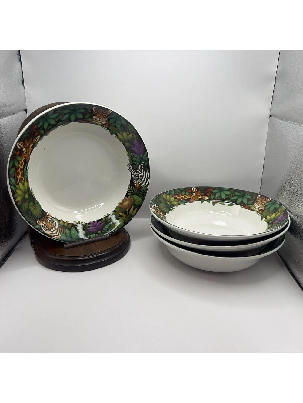 Vintage Set of 4 Sakura Stephanie Stouffer Jungle 7 1/2" Soup Cereal Bowls